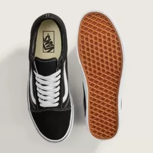 Tênis Vans Tradicional 04